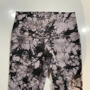 Lululemon Shibori 7/8 Leggings